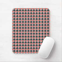 Mousepad Padrão Xadrez Cruzado com Corações Vermelhos