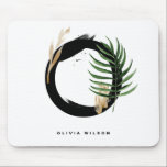 Mousepad Palma Tropical Leaf - Letra O Monograma Personaliz<br><div class="desc">Letra personalizável O monograma (Mousepad) com folha de palma tropical de cor aquosa, folha de folha de folha de ouro falso e acentos de pincel de aquarelas pretas. Personalize este monograma tropical pelo seu nome ou outros detalhes. Esta letra de foz O monograma mousepad será perfeita como presente. Outras letras...</div>
