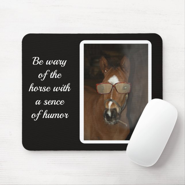 Mousepad Pão de Mouse Humorístico Fumante de Cavalo Humorís (Com mouse)