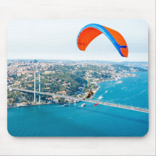 Mousepad Paramotores Pilotos Voando Sobre O Bósforo