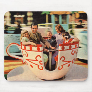 Mousepad passeio do teacup dos anos 60 no parque de