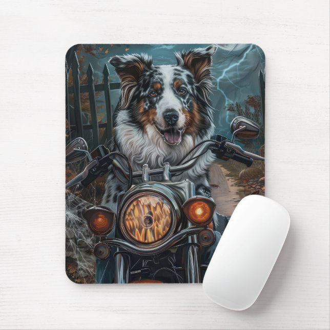 Mousepad Pastor Australiano Pilotando Motocicleta no Hallow (Com mouse)
