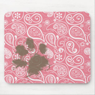 Mousepad Pawprint bonito em uma pia rosa escura