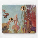 Mousepad Peixes Vintage no oceano, peixes corais tropicais<br><div class="desc">Vintage ilustra peixes de anjo tropical da vida marinha nadando em um recife de coral. Coloque sua engrenagem de mergulho, natação com o peixe e viagem debaixo d'água até o fundo do mar azul profundo!</div>