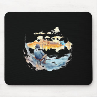 Mousepad Pescador em cidade europeia relaxando arte de pesc