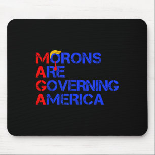 Mousepad Pessoas sem juízo estão governando a América Engra