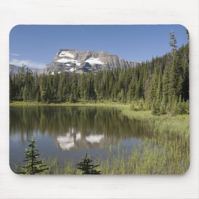 Mousepad Pico de montanha refletido em um lago (Frente)
