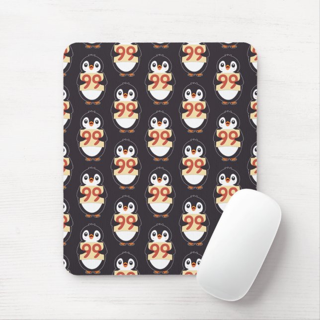 Mousepad Pinguim de Desenho Animado Segurando o Número 99 (Com mouse)