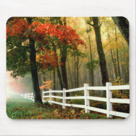 Mousepad Piso de Rato de Cercado Branco de Estacas com Folh