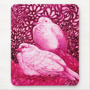 MOUSEPAD POMBAS BRANCAS NO FÚCSIA COR-DE-ROSA