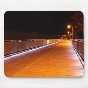 Mousepad Ponte iluminado à noite - fotografia urbana