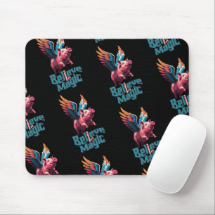 Mousepad Porco bonito com asas coloridas   Acredita em Mági