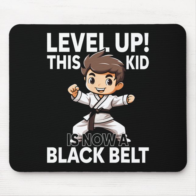 Mousepad Prêmio de Cinto Preto de Uniforme de Karatê Infant (Frente)