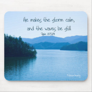 Mousepad Ps 107:29 Ele faz a tempestade acalmar