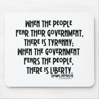 Mousepad Que é tirania…?