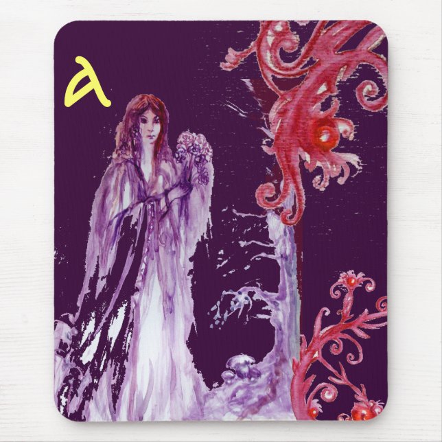 MOUSEPAD QUEEN GUINEVERE MONOGRAM (Frente)