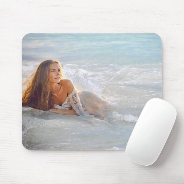 Mousepad Rapariga Na Praia (Com mouse)