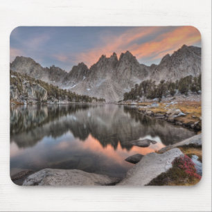 Mousepad Reflexões dos pináculos de Kearsarge da noite