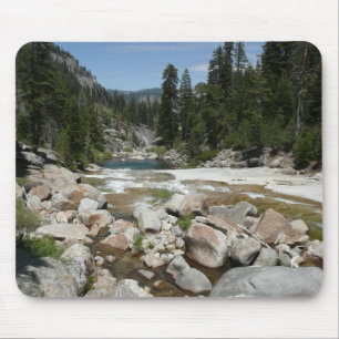 Mousepad Ribeirão Illilouette no Parque Nacional de Yosemit