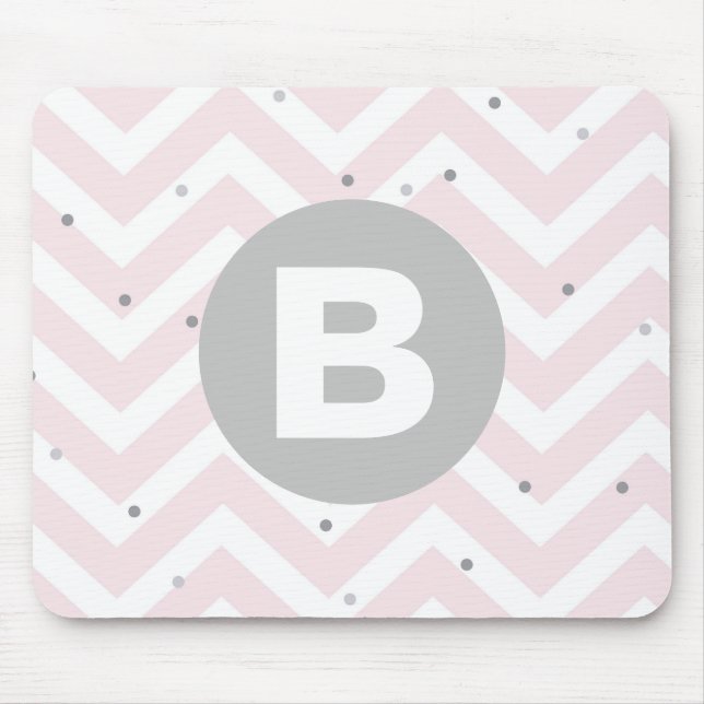 Mousepad Rosa Pastel Chevron e Monograma Cinza Pontos (Frente)