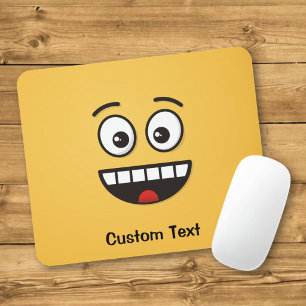 Mousepad Rosto sorridente com o teclado do mouse na boca ab
