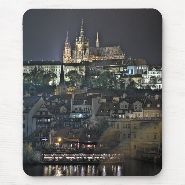 Mousepad Rua do Castelo de Praga. Noite da Catedral de Vitu (Frente)
