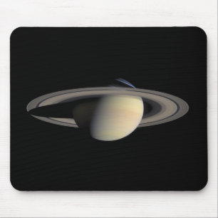 Mousepad Saturno Iluminado pelo Sol Planeta Gasoso Gigante