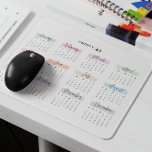 MOUSEPAD SCRIPT DE MANUTENÇÃO DO CALENDÁRIO DO ANO DE CHEIO<br><div class="desc">Mantenha-se organizado e inspirado neste mouse pad do ano de cheio 2027. Cada mês é lindamente destacado em tons de pasta suave e exibido em uma fonte manuscrita elegante no estilo de script, adicionando um toque de sofisticação ao seu espaço de trabalho. Perfeito para referência rápida de data durante o...</div>