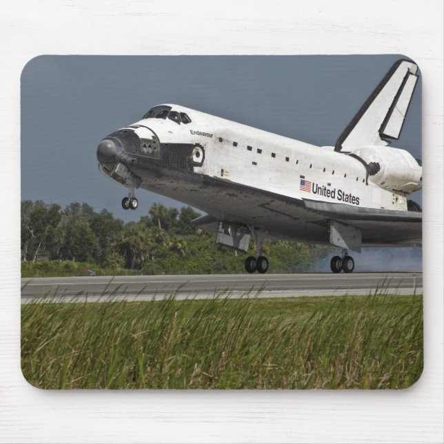 Mousepad Shuttle Endeavor pousando o Centro Espacial Kenned (Frente)