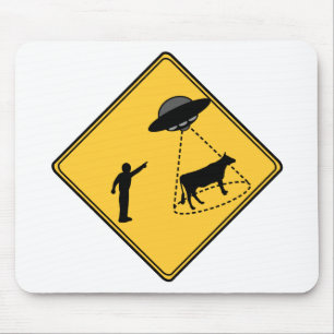Mousepad Sinal de estrada - Vaca e OVNI