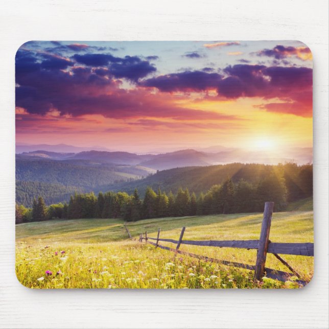 Mousepad Sol majestoso nas montanhas (Frente)
