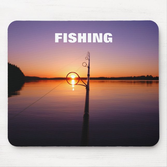 Mousepad Sol num lago de verão visto através de uma vara de (Frente)