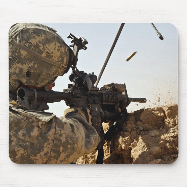 Mousepad soldado invade forças inimigas (Frente)