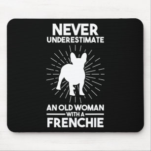 Mousepad Subestime Uma Mulher Velha Com Um Buldogue Francês