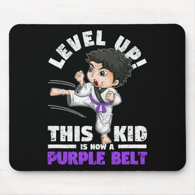 Mousepad Subiu de Nível Este Garoto Agora É uma Faixa Preta (Frente)