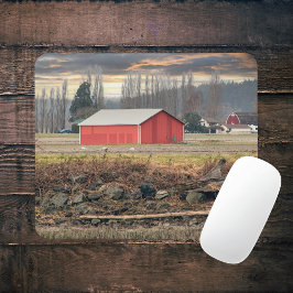 Mousepad Sunset na Red Barn na Fazenda de Fir Island