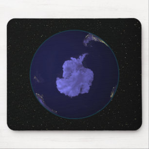 Mousepad Terra completa na noite que mostra as luzes 7 da