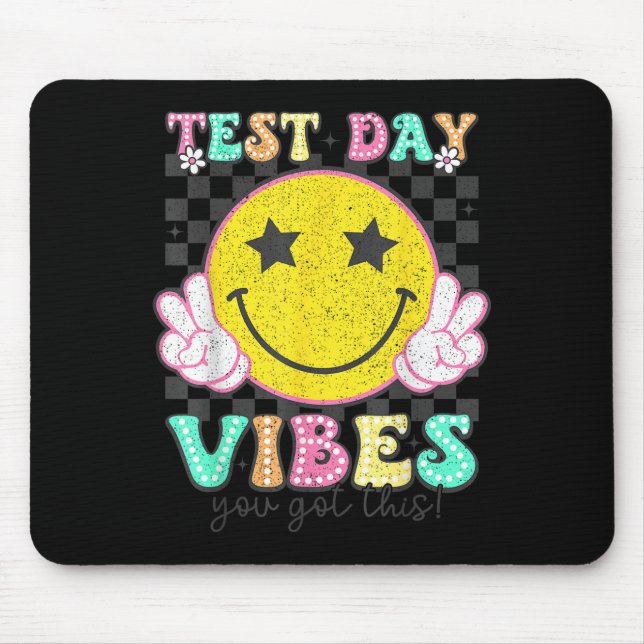 Mousepad Test Day Vibes You Got This Retro Groovy Testing D (Frente)