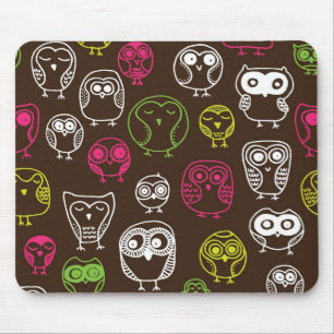 Mousepad Teste padrão colorido do fundo do doodle da coruj