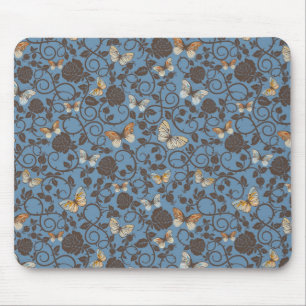 Mousepad teste padrão com rosas e borboleta