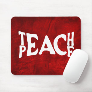 Mousepad Texto "Teach Peace" Sobre Couro Vermelho