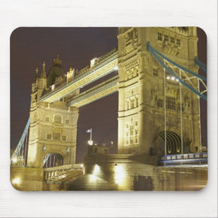 Mousepad Tower Bridge e River Thames no crepúsculo, Londres