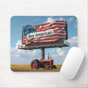 Mousepad Trator Agrícola Retrô sob um Outdoor Patriótico