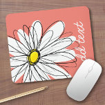 Mousepad Trendy Daisy com coral e amarelo<br><div class="desc">Uma peça de arte dúzia e caprichosa,  hipster. Você pode adicionar um nome,  monograma ou outro texto personalizado. Se você precisar mover a arte ao redor,  clique no botão personalizar para fazer alterações.</div>