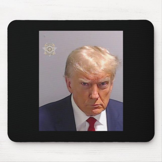 Mousepad Trump Mugshot Tee - Icônico E Engraçado (Frente)