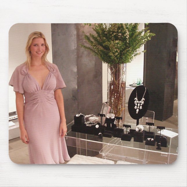 Mousepad Trunfo de Ivanka em Aspen (Frente)