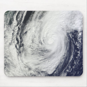 Mousepad Tufão Chaba sobre as ilhas de Ryukyu, Japão
