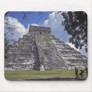 Mousepad Turistas passam por um lado não restaurado do El 2