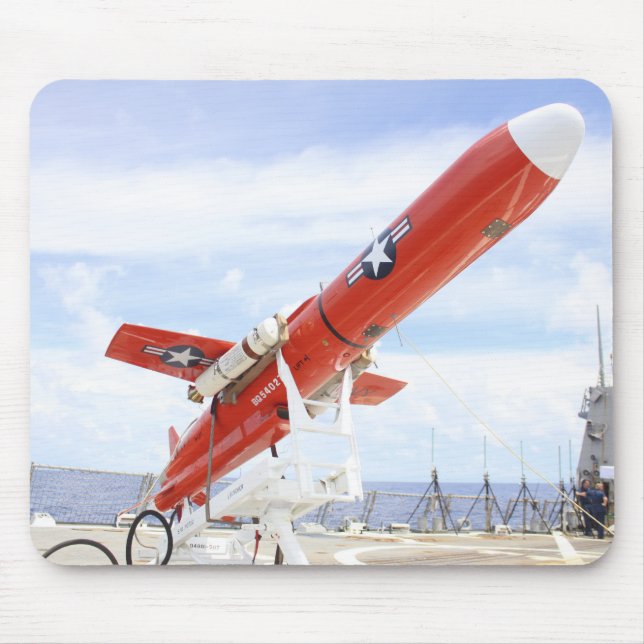 Mousepad Um drone Chukar BQM-74E pronto para lançamento (Frente)