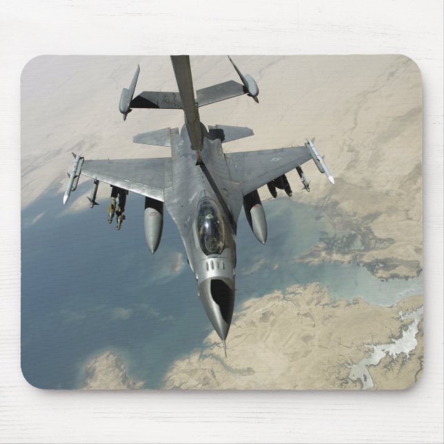 Mousepad Um F-16 de combate aos refúgios falcônicos (Frente)
